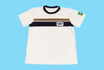 T-SHIRT GOLA REDONDA 4 ANOS