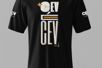 T-SHIRT PRETA - GG (ENSINO MÉDIO)